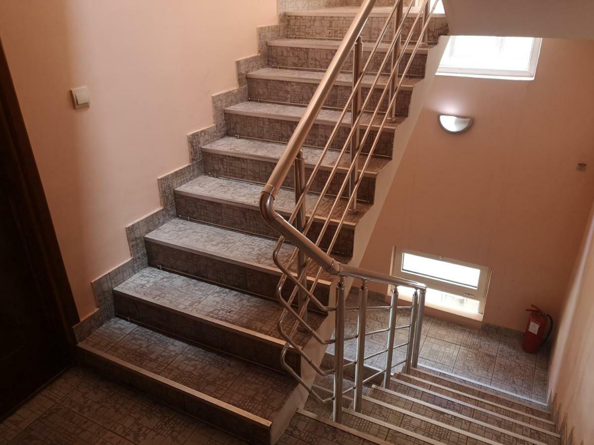פלייבליה Hotel Delta מראה חיצוני תמונה
