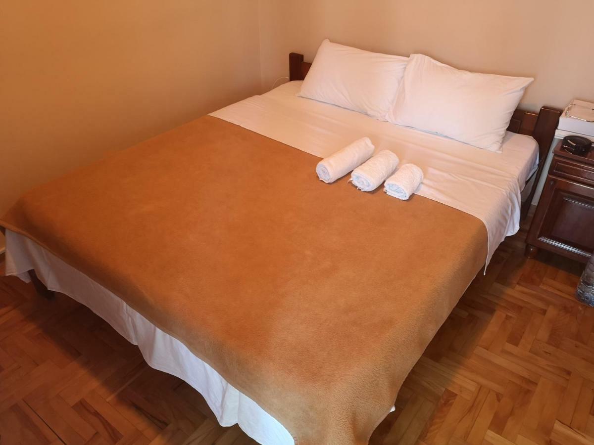 פלייבליה Hotel Delta מראה חיצוני תמונה